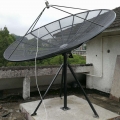 C band 2.4m pole mount satellite dish antenna of mesh